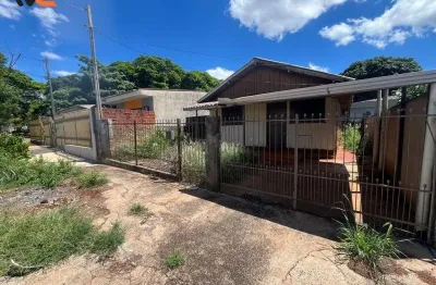 Casa à venda na Rua Quito, Vila Morangueira, Maringá
