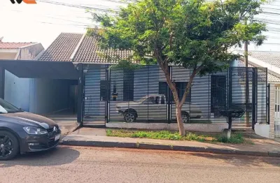 Casa com 2 quartos à venda na Rua Toledo, Loteamento Madrid, Maringá