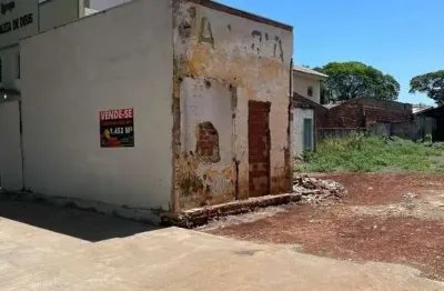 Chácara / sítio à venda na Avenida Paissandu, Zona 03, Maringá