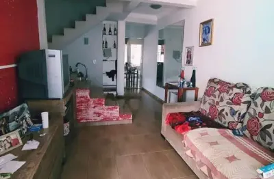 Casa com 2 quartos à venda na Rua Francisca de Almeida, Loteamento Madrid, Maringá