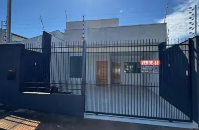 Casa com 3 quartos à venda na Rua Rio Barreiro, Parque Residencial Tuiuti, Maringá