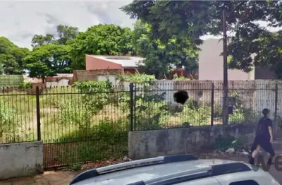 Terreno à venda na Avenida Centenário, Zona 08, Maringá