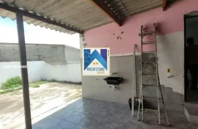 Valor do imóvel r$ 1.800,00. 3 dormitorios, 1 cozinha, 1 sala pequena, 1 banheiro, grande quintal grande