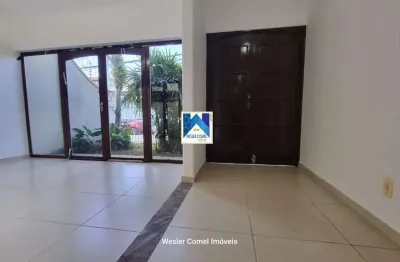 Área Construída com 200,00 m², Área do Terreno com 234,79 m².  Valor do Imóvel R$ 3.300,00.