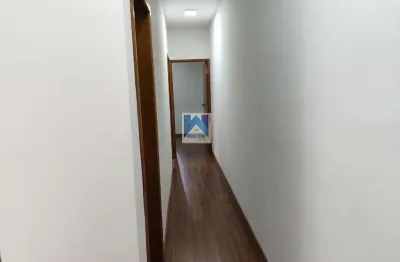 Este sobrado possui um design moderno e funcional, ideal para quem busca conforto e praticidade no dia a dia. no pavimento superior, você encontrará 3 dormitórios, sendo 1 suíte es