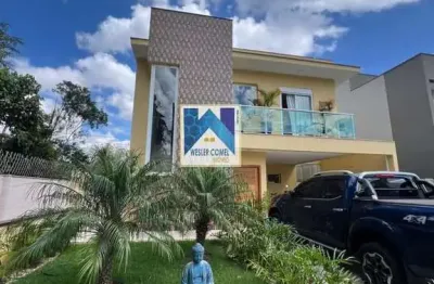 Casa de 202 mts: móveis planejados em todos ambientes, alguns eletrodomésticos vão ficar, como a geladeira, e móveis como sofá, mesa de jantar e da area gourmet, uma cama, home off