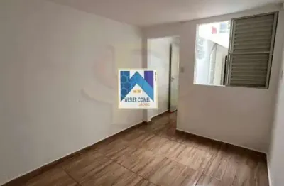 Uma casa para locação com 2 dormitórios, ideal para quem busca conforto e praticidade.