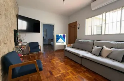 Descubra, em vila oliveira, uma residência térrea que une espaço e conforto em cada detalhe. com 153,14 m² privativos distribuídos em cinco dormitórios e quatro banheiros, esta cas