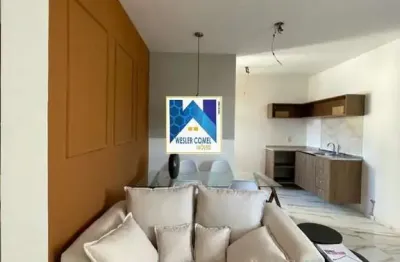 Este apartamento totalmente mobiliado oferece praticidade e conforto para quem deseja entrar e morar sem preocupações. contando com cozinha planejada, o espaço garante organização