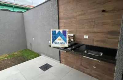 Casa moderna e muito bem planejada, oferecendo conforto e sofisticação em cada detalhe. O imóvel conta com 3 dormitórios, sendo 1 suíte espaçosa com closet, ideal para quem busca