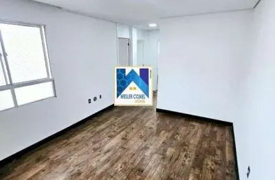 Este apartamento oferece um ambiente aconchegante e bem distribuído, ideal para quem busca conforto no dia a dia. a sala é arejada e iluminada, perfeita para criar um espaço acolhe
