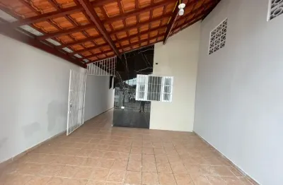 Oportunidade! casa 1 dorm - 290 na ocian - reformada, zona 2!