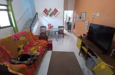Excelente sobrado geminado à venda no bairro santa rosa iii - ref.: 6157