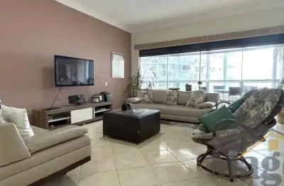 Apartamento frente mar com 03 suítes e lazer  praia das astúrias - ref.: 6027