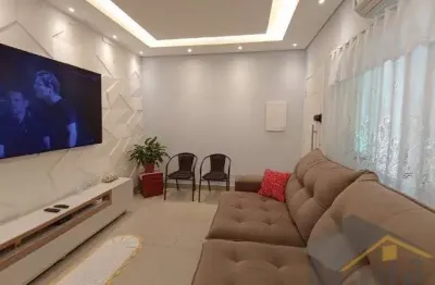 Excelente sobreposta baixa reformada com piscina e churrasqueira à venda - ref.: 5324