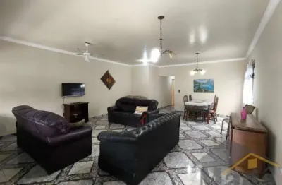 Casa duplex  totalizando 08 dormitórios à venda na praia do guaiuba - ref. 6207