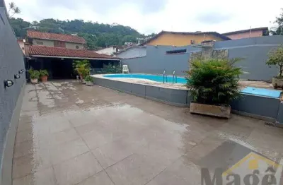 Excelente sobrado á venda na praia da enseada com piscina e área gourmet - ref.: 6348