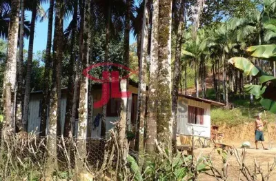 V2415 grande área com duas casas no faisqueirinha - antonina pr