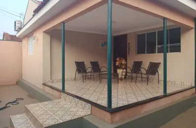 Casa com 2 quartos à venda no Centro, Sertãozinho 