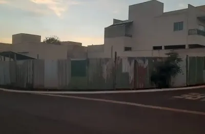 Terreno em condomínio fechado à venda no Condomínio Verona, Brodowski 