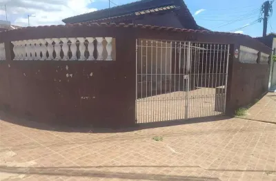 Casa com 2 quartos à venda na Vila Caiçara, Praia Grande 