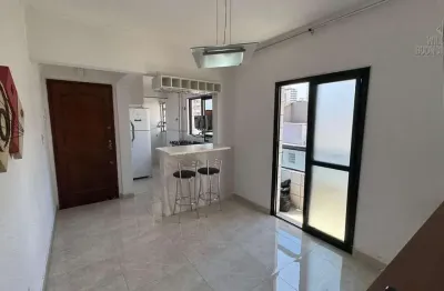 Apartamento 1 dormitório com sacada no bairro canto do forte