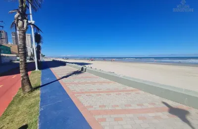 Aptos incríveis novos com 2 quartos, suite, frente mar no centro de mongaguá