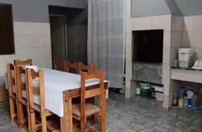 Casa geminada à venda – maracanã | praia grande | 300m da praia | r$ 450.000