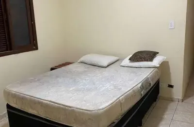 Casa geminada 2 dorms com suíte, churrasqueira e 130m² – maracanã