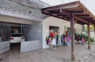 Casa res./com. + 1 sobrado 2 pisos com 3 dorm. 3 v, cordeiros, itajaí - sc