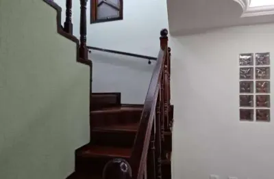 Casa com 4 quartos para alugar na Rua Joaquim da Silva Frade, Parque Renato Maia, Guarulhos