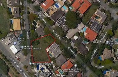 Terreno à venda na Rua Pau-Brasil, Boaçava, São Paulo