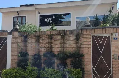 Casa com 5 quartos à venda na rua soldado frederico antônio bressan, vila yaya, guarulhos por r$ 1.500.000
