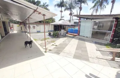 Casa à venda, 3 quartos, sendo 1 suíte, bairro czerniewicz, jaraguá do sul/ sc.