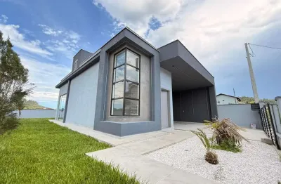 Casa à venda em Jaraguá do Sul – Bairro Jaraguá 99, 3 quartos, sendo 1 suíte.