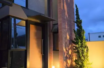 Geminado residencial com 190m² em amizade, jaraguá do sul – 3 quartos (1 suíte)