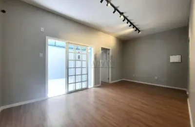 Apartamento com 2 quartos à venda na rua felipe camarão, 567, rio branco, porto alegre por r$ 695.000