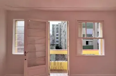 Apartamento com 2 quartos à venda na rua riachuelo, 389, centro histórico, porto alegre por r$ 369.000