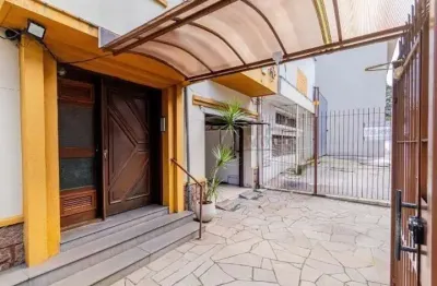 Apartamento com 2 quartos à venda na rua santo antônio, 545, floresta, porto alegre por r$ 350.000