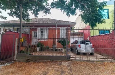Casa com 3 quartos à venda na Avenida Bahia, 661, São Geraldo, Porto Alegre por R$ 520.000