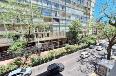 Apartamento com 2 quartos à venda na Rua Ramiro Barcelos, 1090, Independência, Porto Alegre por R$ 500.000