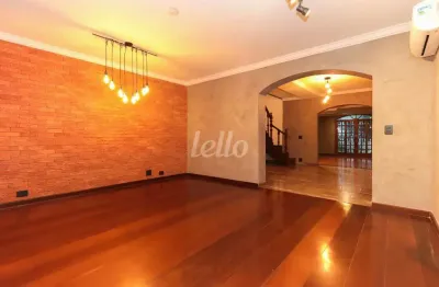 Casa com 3 quartos para alugar na rua sarita cyrillo, --, jardim paulista, são paulo, 240 m2 por r$ 11.000