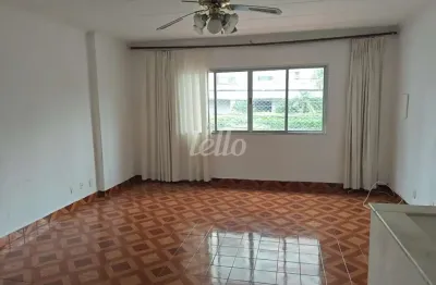 Casa com 2 quartos para alugar na rua passos, --, belenzinho, são paulo, 140 m2 por r$ 2.500