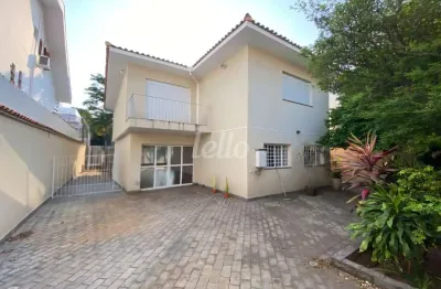Casa com 6 quartos para alugar na Rua do Minho, --, Jardim Luzitânia, São Paulo, 300 m2 por R$ 18.000