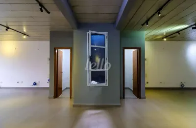 Prédio com 6 salas para alugar na Rua Capitão Francisco Lipi, --, Vila Dom Pedro II, São Paulo, 375 m2 por R$ 22.500