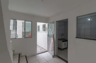 Casa com 2 quartos para alugar na Rua Izar, --, Bosque da Saúde, São Paulo, 60 m2 por R$ 2.200