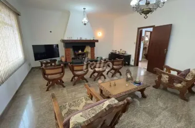 Casa com 4 quartos para alugar na Rua Adelina Salvatore Bassoli, --, Vila Euclides, São Bernardo do Campo, 368 m2 por R$ 6.800