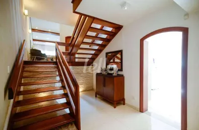 Casa com 3 quartos à venda na rua dona elfrida, 139, chora menino, são paulo, 297 m2 por r$ 2.200.000
