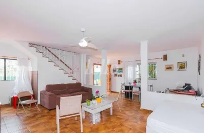 Casa com 3 quartos à venda na rua djalma coelho, 71, vila madalena, são paulo, 220 m2 por r$ 1.450.000