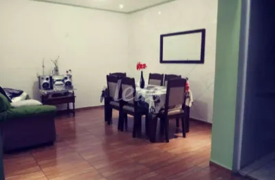 Casa com 2 quartos à venda na rua nhengaibas, 243/245, vila graciosa, são paulo, 100 m2 por r$ 600.000